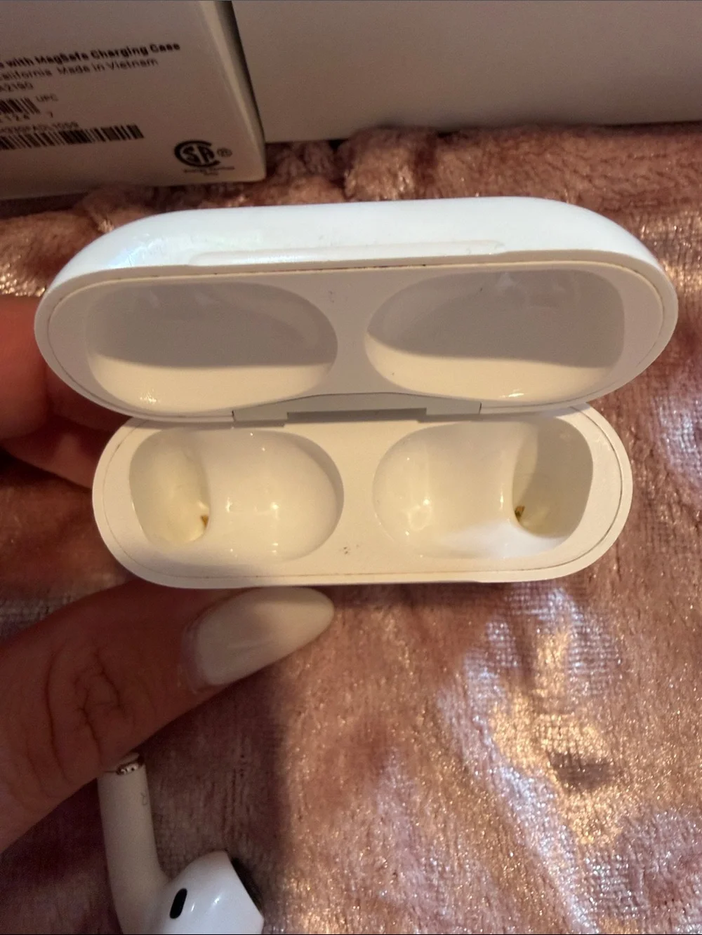 Apple AirPods Pro with MagSafe Charging Case